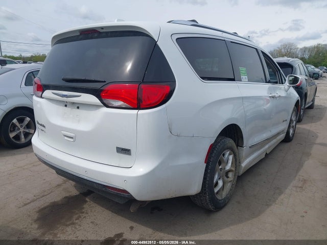 Продаж на аукціоні авто 2018 Chrysler Pacifica Touring L, vin: 2C4RC1BG0JR312101, номер лоту: 44982512