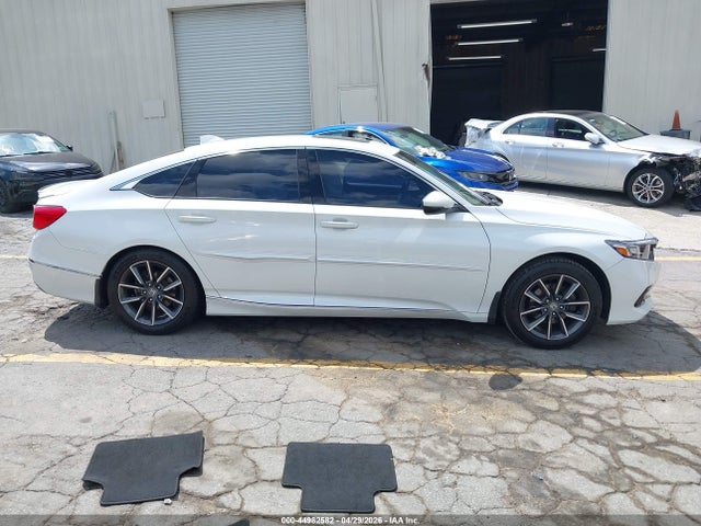 Продаж на аукціоні авто 2022 Honda Accord Ex-l, vin: 1HGCV1F57NA013807, номер лоту: 44982582