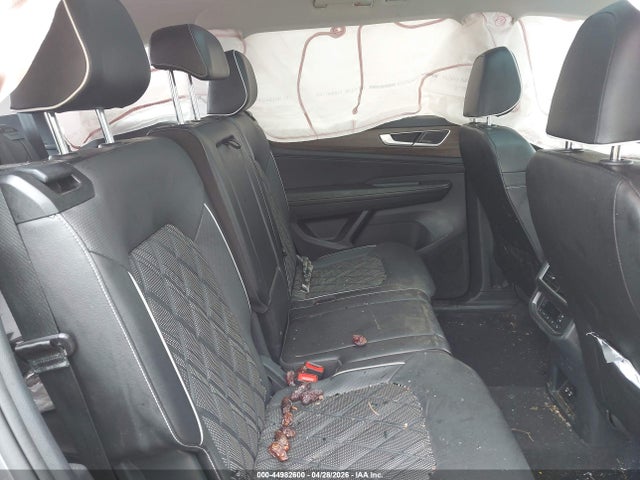 Продажа на аукционе авто 2024 Volkswagen Atlas 2.0t Sel Premium R-line, vin: 1V2FR2CA5RC599262, номер лота: 44982600