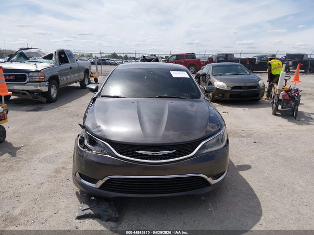 44982610 :رقم المزاد ، 1C3CCCAB5FN616637 vin ، 2015 Chrysler 200 Limited مزاد بيع