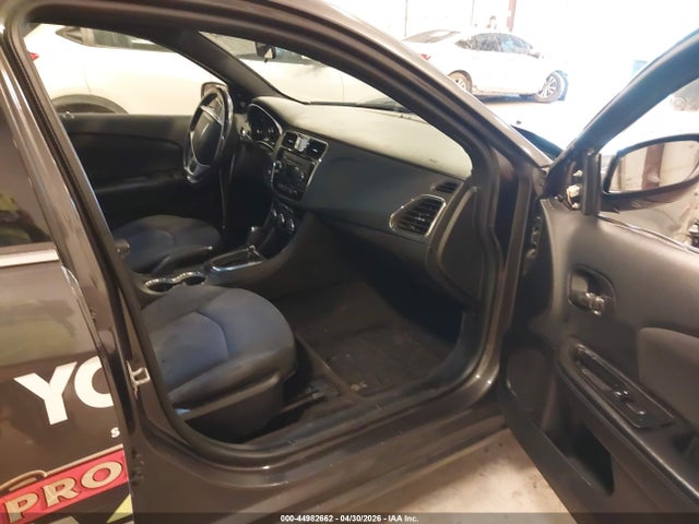 Aukcja sprzedaży 2014 Chrysler 200 Touring, vin: 1C3CCBBB7EN186360, numer aukcji: 44982662