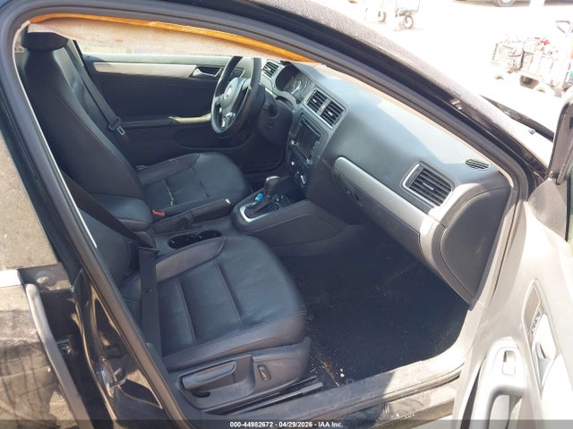 Продажа на аукционе авто 2014 Volkswagen Jetta 1.8t Se, vin: 3VWD17AJ8EM430603, номер лота: 44982672
