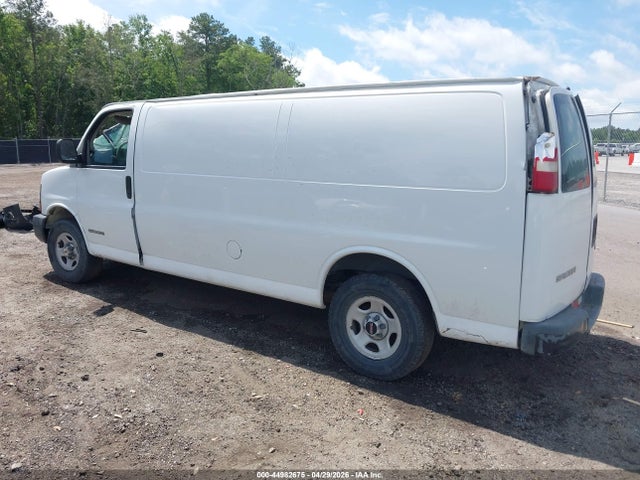 44982675 :رقم المزاد ، 1GTFG29X151101177 vin ، 2005 Gmc Savana Standard مزاد بيع