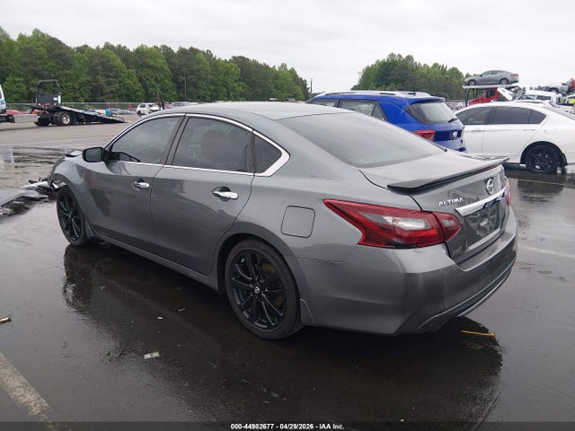 2017 Nissan Altima 2.5 Sr მანქანა იყიდება აუქციონზე, vin: 1N4AL3AP3HC482598, აუქციონის ნომერი: 44982677