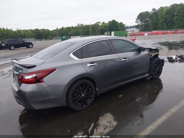 2017 Nissan Altima 2.5 Sr მანქანა იყიდება აუქციონზე, vin: 1N4AL3AP3HC482598, აუქციონის ნომერი: 44982677