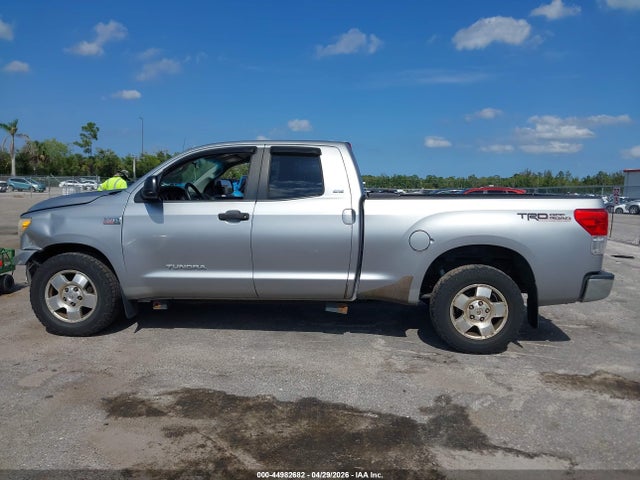 44982682 :رقم المزاد ، 5TFUW5F15AX146674 vin ، 2010 Toyota Tundra Grade 5.7l V8 مزاد بيع