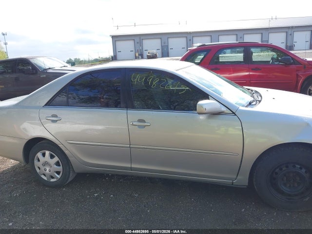 Продажа на аукционе авто 2004 Toyota Camry Le, vin: 4T1BE32K94U881012, номер лота: 44982695