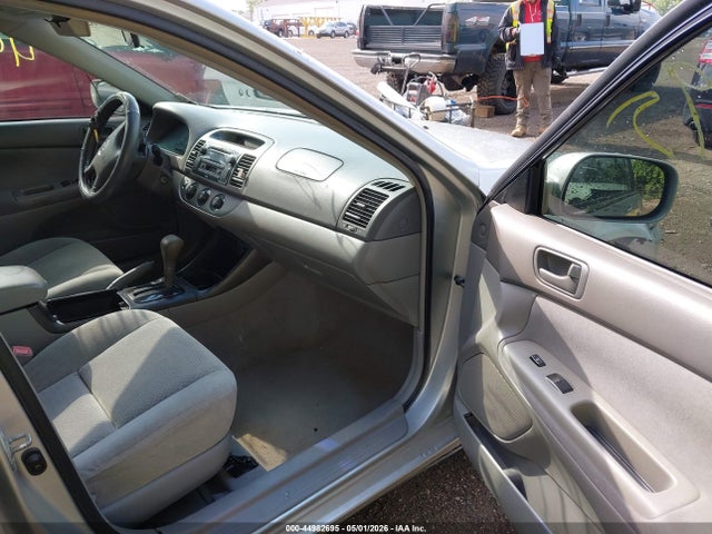 Продажа на аукционе авто 2004 Toyota Camry Le, vin: 4T1BE32K94U881012, номер лота: 44982695