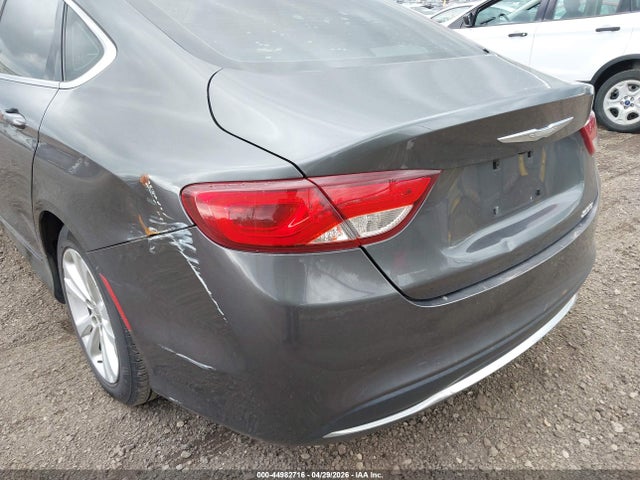 44982716 :رقم المزاد ، 1C3CCCAB8FN588655 vin ، 2015 Chrysler 200 Limited مزاد بيع