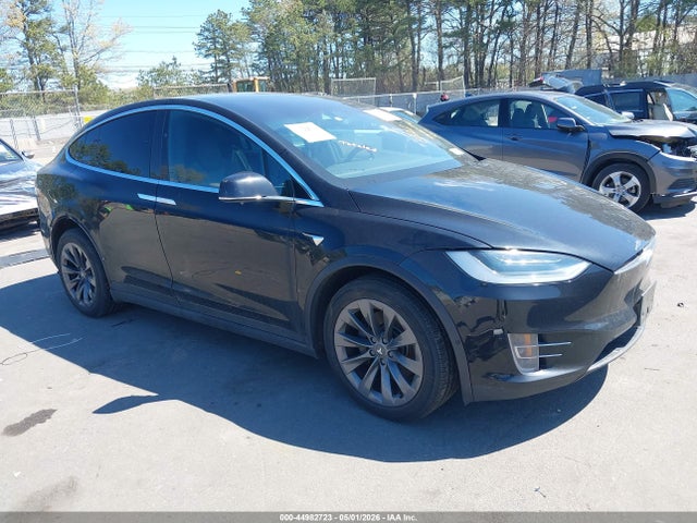 Продаж на аукціоні авто 2018 Tesla Model X 100d/75d/p100d, vin: 5YJXCBE2XJF109001, номер лоту: 44982723