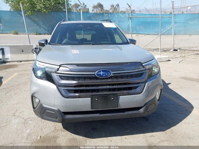 2025 Subaru Forester Premium მანქანა იყიდება აუქციონზე, vin: JF2SLDBC1SH517957, აუქციონის ნომერი: 44982729