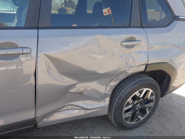 2025 Subaru Forester Premium მანქანა იყიდება აუქციონზე, vin: JF2SLDBC1SH517957, აუქციონის ნომერი: 44982729