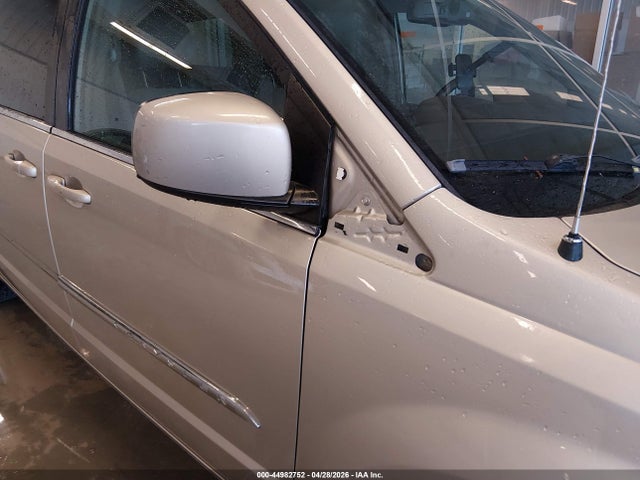 2012 Chrysler Town & Country Touring მანქანა იყიდება აუქციონზე, vin: 2C4RC1BG5CR237561, აუქციონის ნომერი: 44982752