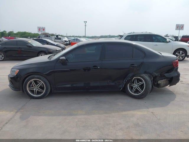 44982756 :رقم المزاد ، 3VW267AJXGM323077 vin ، 2016 Volkswagen Jetta 1.4t S مزاد بيع