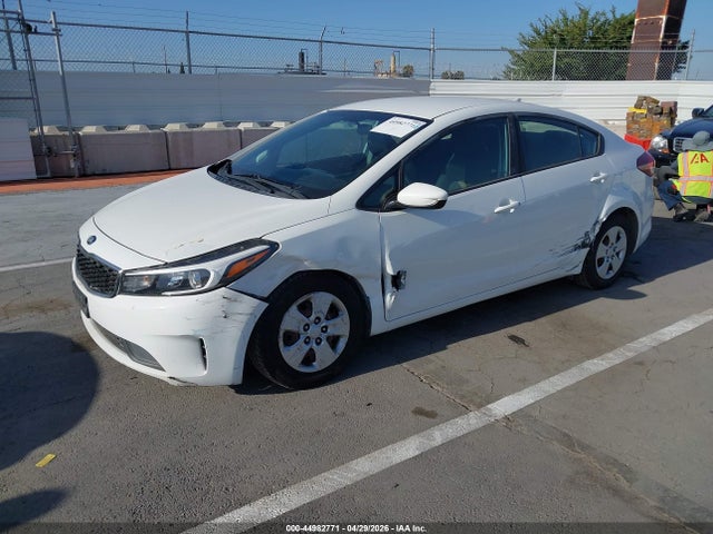 Aukcja sprzedaży 2017 Kia Forte Lx, vin: 3KPFK4A77HE021230, numer aukcji: 44982771