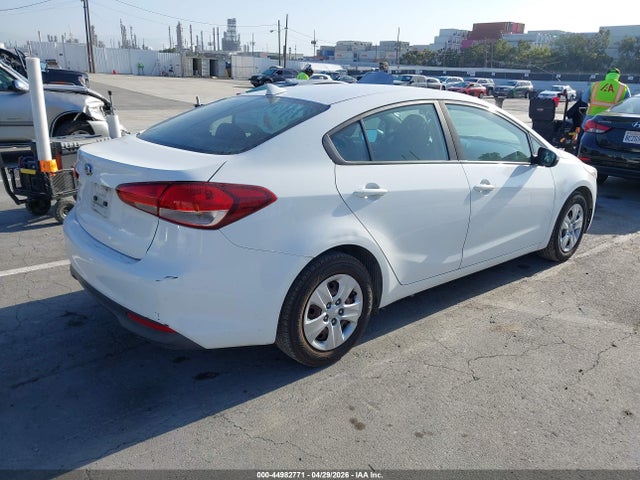 Aukcja sprzedaży 2017 Kia Forte Lx, vin: 3KPFK4A77HE021230, numer aukcji: 44982771