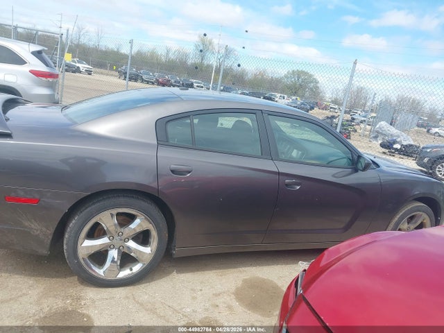 Продажа на аукционе авто 2014 Dodge Charger Sxt, vin: 2C3CDXHG8EH277644, номер лота: 44982784