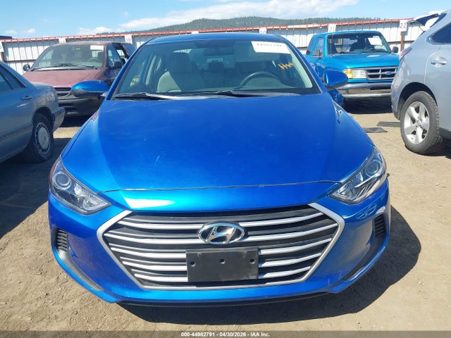 5NPD84LF8JH315568 Hyundai ELANTRA SEL