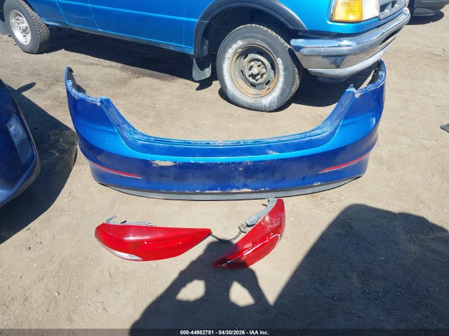5NPD84LF8JH315568 Hyundai ELANTRA SEL