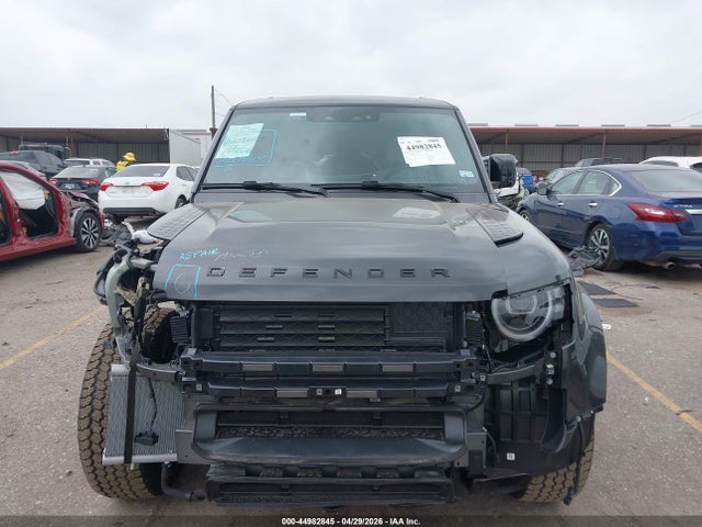 SALEJ7EX3T2487553 Land Rover Defender P300 S