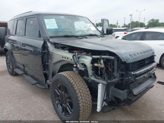 SALEJ7EX3T2487553 Land Rover Defender P300 S
