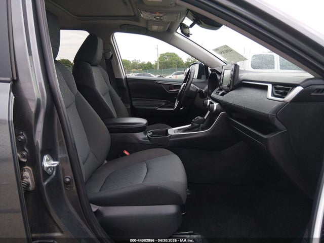 2T3P1RFV3MW227655 Toyota Rav4 Xle