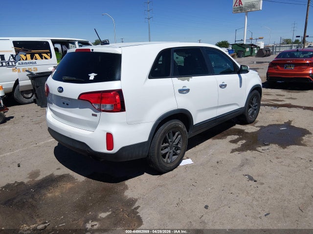 5XYKT3A62FG629556 KIA SORENTO LX