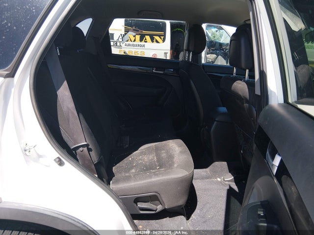 5XYKT3A62FG629556 KIA SORENTO LX