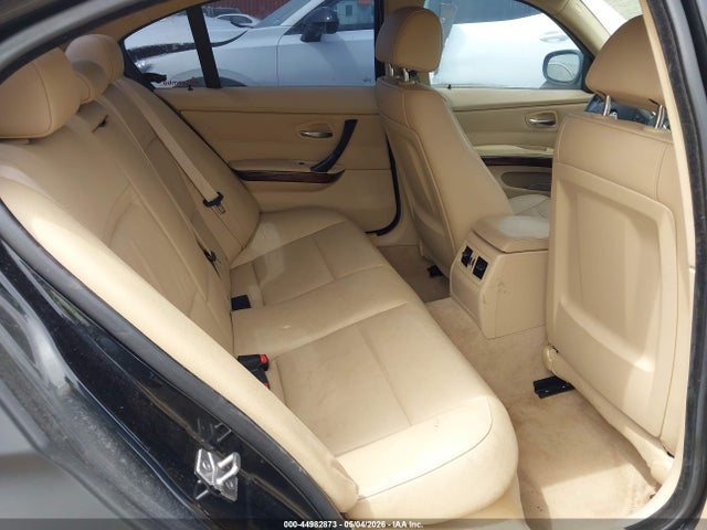 2011 Bmw 328i მანქანა იყიდება აუქციონზე, vin: WBAPH7G50BNN05749, აუქციონის ნომერი: 44982873