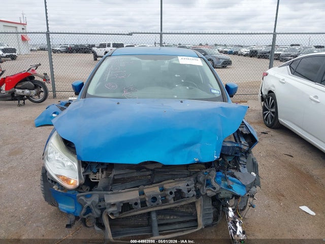 44982898 :رقم المزاد ، 1FAHP3K28CL467321 vin ، 2012 Ford Focus Se مزاد بيع