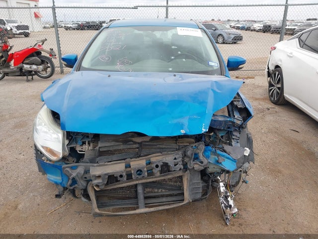 44982898 :رقم المزاد ، 1FAHP3K28CL467321 vin ، 2012 Ford Focus Se مزاد بيع