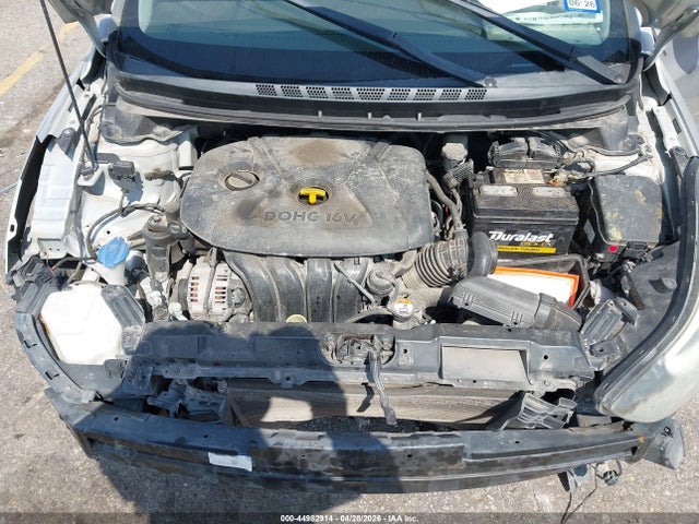 44982914 :رقم المزاد ، 5NPDH4AE6GH681872 vin ، 2016 Hyundai Elantra Se مزاد بيع
