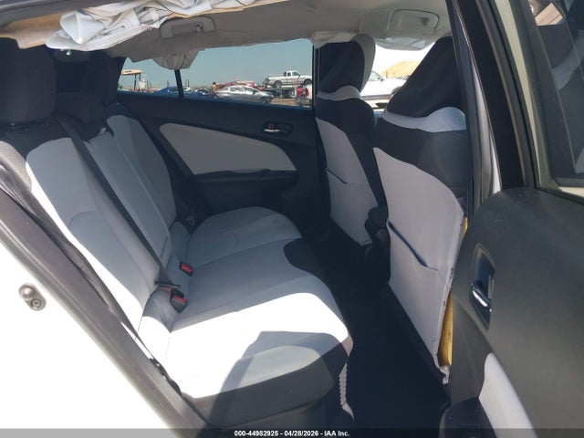 JTDKBRFU8G3014612 Toyota Prius Two