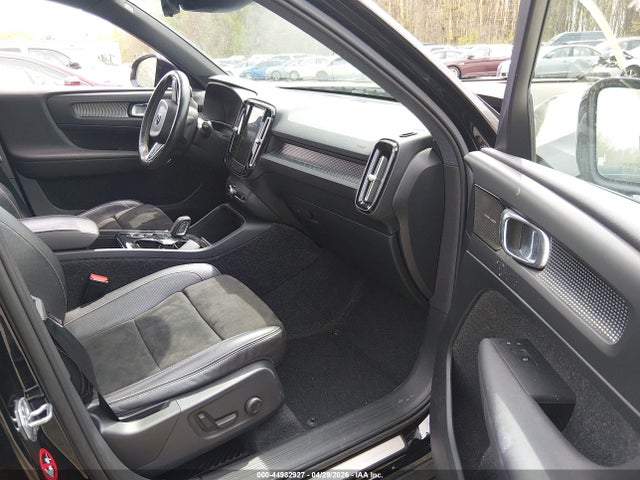 Продажа на аукционе авто 2019 Volvo Xc40 T5 Momentum/t5 R-design, vin: YV4162XZ0K2013564, номер лота: 44982927