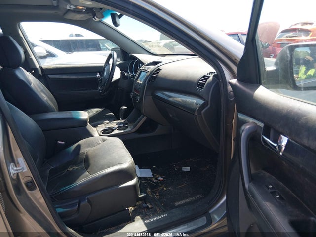 44982936 :رقم المزاد ، 5XYKWDA21BG145768 vin ، 2011 Kia Sorento Sx V6 مزاد بيع