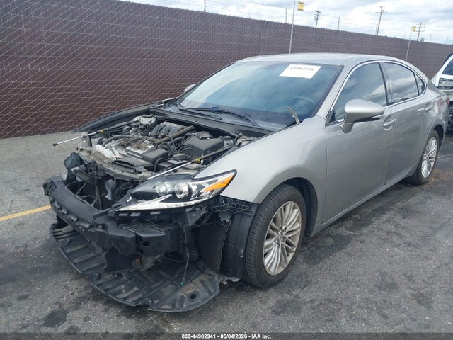 58ABK1GG9GU025255 Lexus ES 350