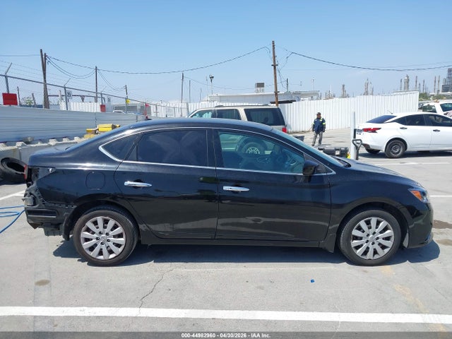 3N1AB7AP6HY203952 Nissan SENTRA SV