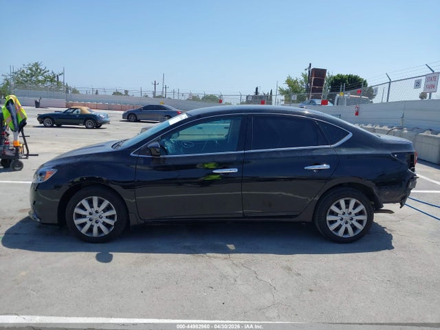 3N1AB7AP6HY203952 Nissan SENTRA SV