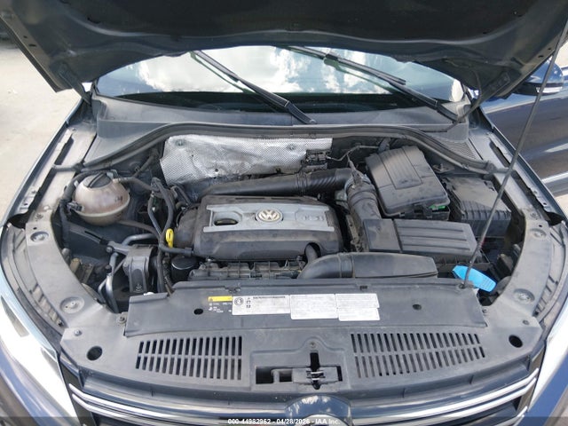 2015 Volkswagen Tiguan Sel მანქანა იყიდება აუქციონზე, vin: WVGBV7AX7FW502522, აუქციონის ნომერი: 44982962