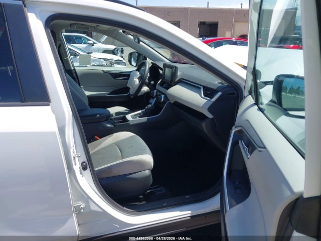 2T3W1RFV0KW048854 Toyota Rav4 Xle