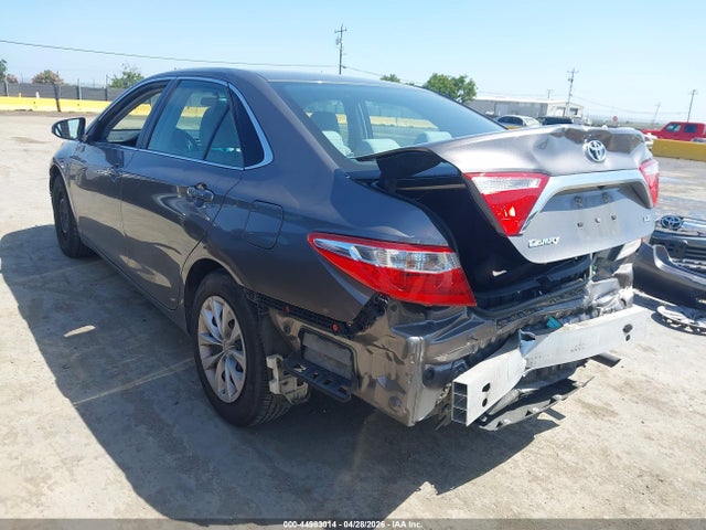 4T1BF1FK2HU292434 Toyota CAMRY LE