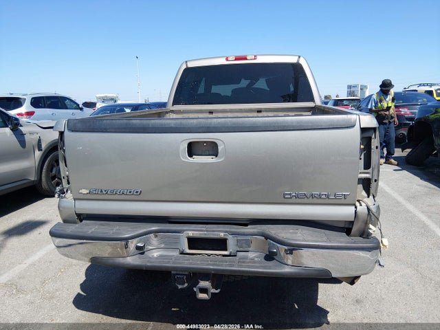 Продаж на аукціоні авто 2002 Chevrolet Silverado 2500hd Ls, vin: 1GCHC23UX2F238006, номер лоту: 44983023