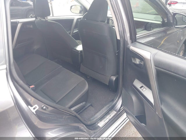 Aukcja sprzedaży 2017 Toyota Rav4 Le, vin: JTMBFREV6HJ125929, numer aukcji: 44983043