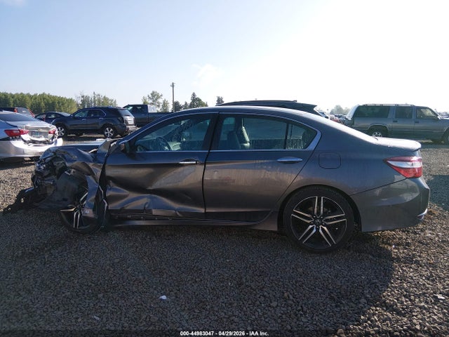 1HGCR2F19HA053124 Honda Accord Sport Se