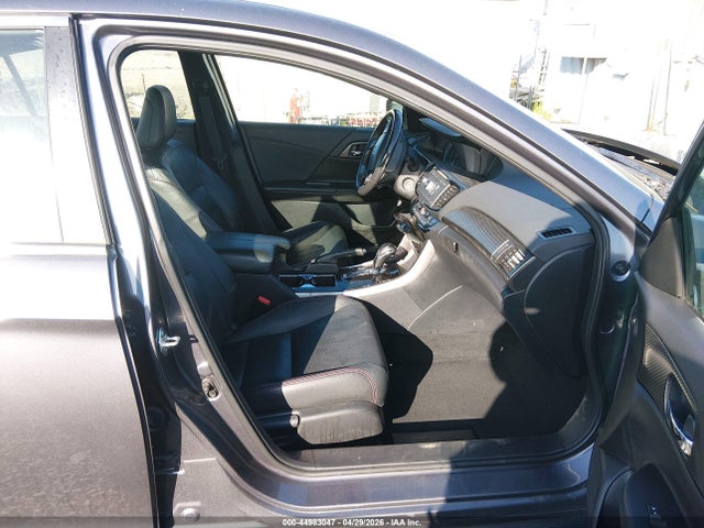1HGCR2F19HA053124 Honda Accord Sport Se