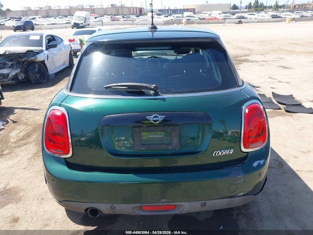 WMWXU1C52K2J01223 Mini Hardtop Cooper