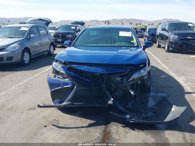 4T1T11AK3RU235705 Toyota CAMRY SE