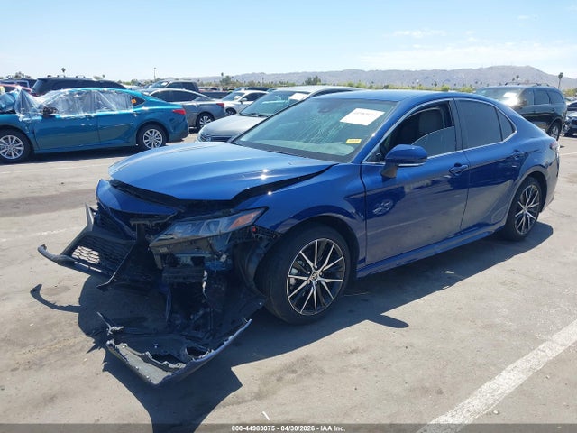 4T1T11AK3RU235705 Toyota CAMRY SE