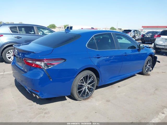 4T1T11AK3RU235705 Toyota CAMRY SE