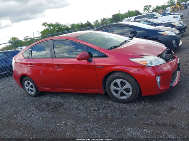 44983096 :رقم المزاد ، JTDKN3DU7E1771114 vin ، 2014 Toyota Prius Two مزاد بيع